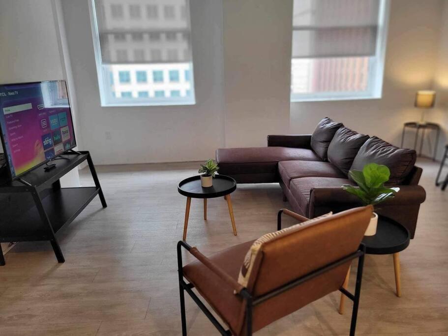 629 Lofts 812 - A Kcm Property คลีฟแลนด์ ภายนอก รูปภาพ